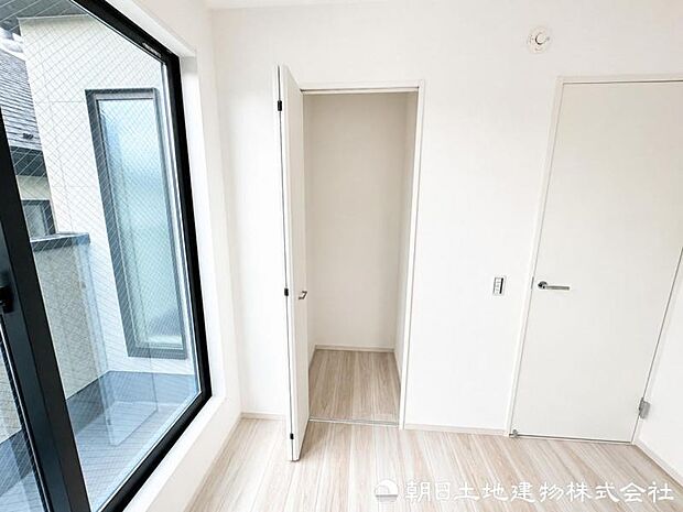 【収納】収納もしっかり各室にございますのでお部屋の片付けもしっかりと出来ます。