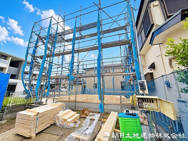 【現地写真】現在は建築中ではございますが建物プレゼンも承っております、お気軽にお問い合わせください。