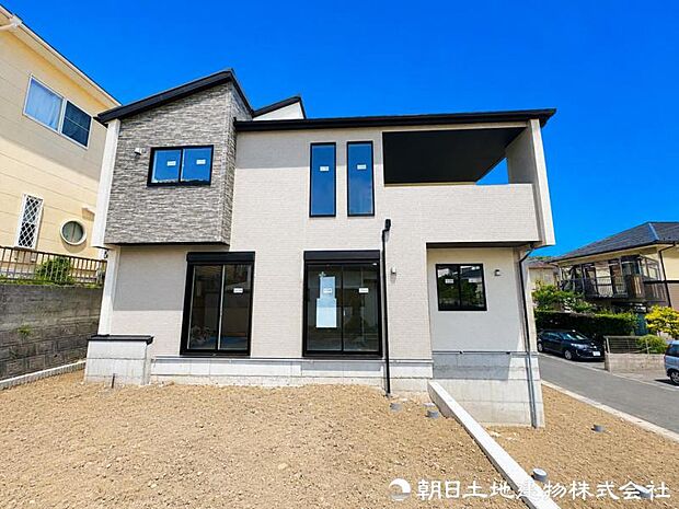【現地写真】現在は建築中ではございますが建物プレゼンも承っております、お気軽にお問い合わせください。