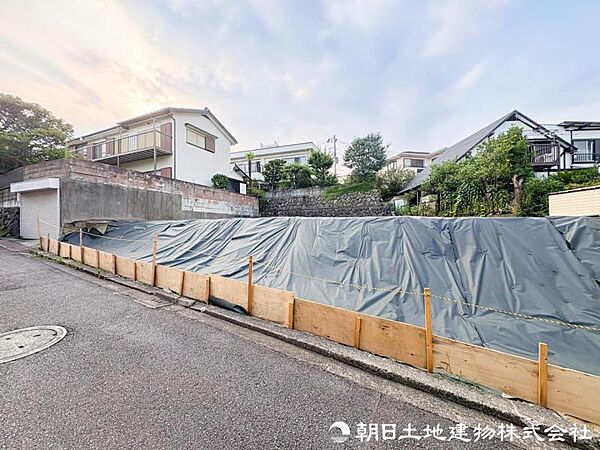 【現地写真】建築条件はございませんのでお好きなハウスメーカーでの建築が可能です。ハウスメーカーのご紹介も受け付けておりますのでお気軽にお問い合わせください。