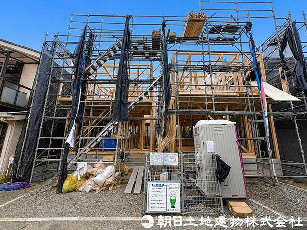 【現地写真】現在は建築中ではございますが建物プレゼンも承っております、お気軽にお問い合わせください。