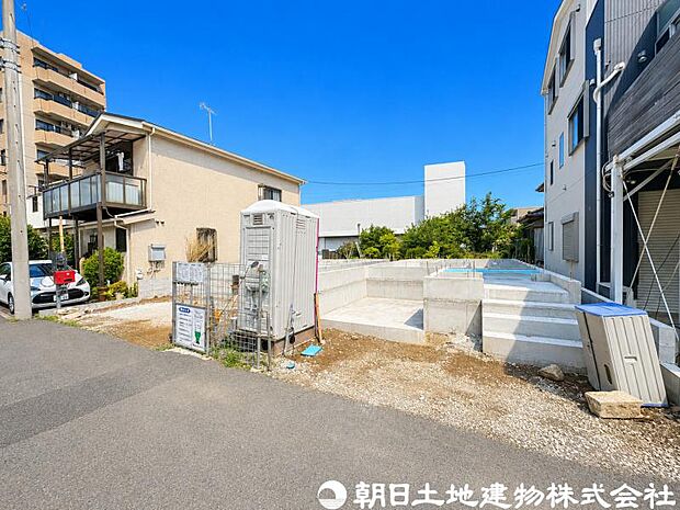 【現地写真】現在は建築中ではございますが建物プレゼンも承っております、お気軽にお問い合わせください。