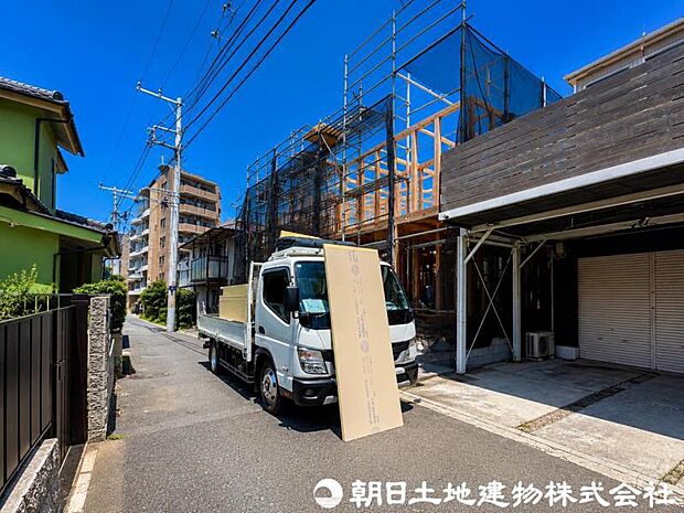 【現地写真】現在は建築中ではございますが建物プレゼンも承っております、お気軽にお問い合わせください。