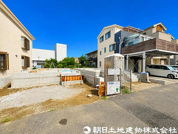 【現地写真】現在は建築中ではございますが建物プレゼンも承っております、お気軽にお問い合わせください。