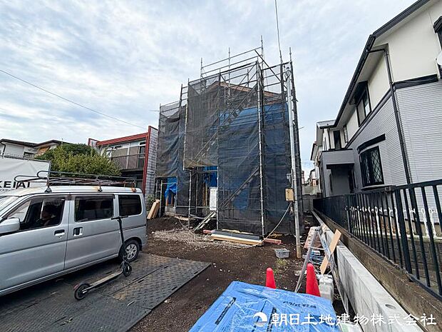 現在まだ建築中ですが、完成予定の建物について詳しくご説明するプレゼンも承ります。間取りや設備など、気になる点をお気軽にご相談ください。完成後の姿も想像できます。