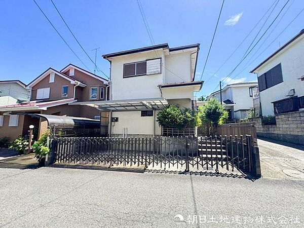 現地を訪れることで、道路の広さや周囲の音、街並みの雰囲気まで実感できます。資料では伝えきれない魅力を、ぜひ直接お確かめください。街の雰囲気を現地で体感できます。