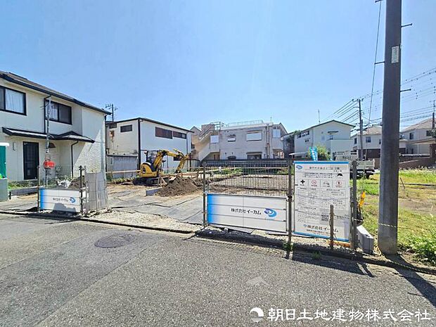 写真や資料だけでは分からない周辺環境や街の雰囲気、陽当りなどを現地で体感できます。新生活を思い描きながら、ぜひご覧ください。街の空気感まで現地で確かめられます。