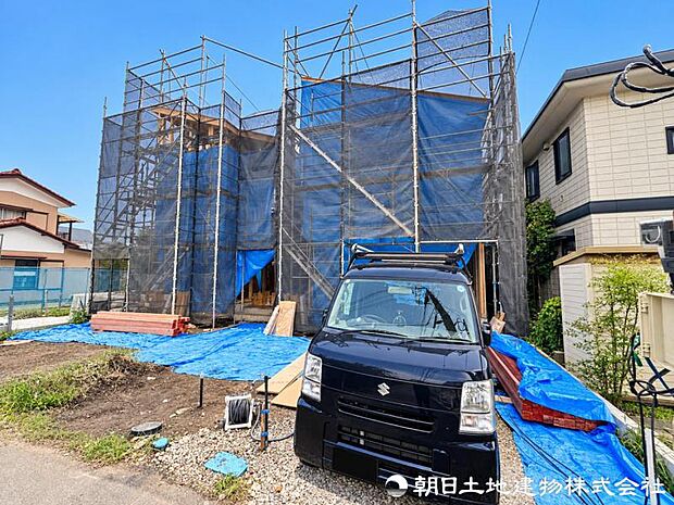 現在まだ建築中ですが、完成予定の建物について詳しくご説明するプレゼンも承ります。間取りや設備など、気になる点をお気軽にご相談ください。完成後の姿も想像できます。
