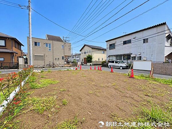 建築条件のない売地につき、お好きなハウスメーカーや工務店で建築可能。ご家族の理想やこだわりを反映した住まいづくりが叶います。自由設計で理想の家づくりが叶います。