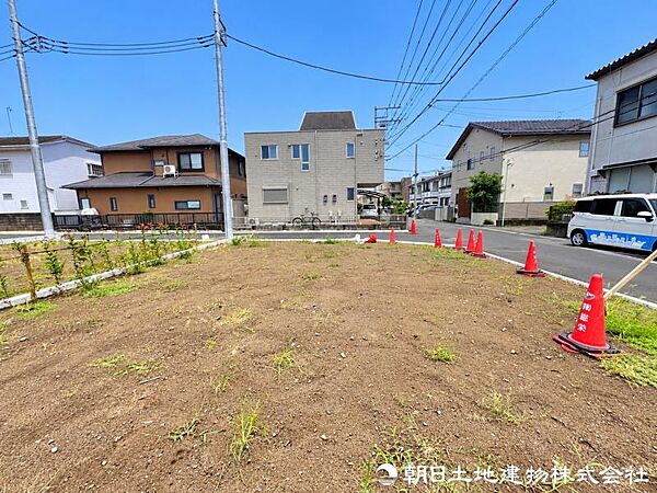 写真や資料だけでは分からない周辺環境や街の雰囲気、陽当りなどを現地で体感できます。新生活を思い描きながら、ぜひご覧ください。街の空気感まで現地で確かめられます。