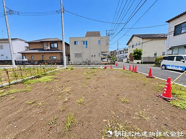 写真や資料だけでは分からない周辺環境や街の雰囲気、陽当りなどを現地で体感できます。新生活を思い描きながら、ぜひご覧ください。街の空気感まで現地で確かめられます。