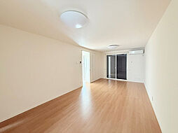 KT津島西坂 B号室 1階3LDKのリビング/ダイニング