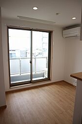 REGALEST 奥田南 202号室 2階1LDKのリビング/ダイニング