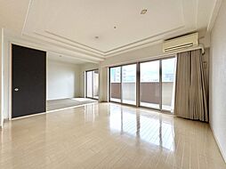 アルファステイツ高松駅前 906号室 9階3LDKのリビング/ダイニング