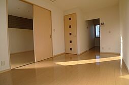 ビレッジ北久保C棟 201号室 2階1LDKのリビング/ダイニング