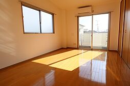 ジョージプレイス 305号室 2階1Kのリビング/ダイニング