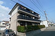 薊野駅より徒歩21分 築23年8ヶ月 3階建の賃貸物件