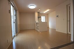 ソレイユI 102号室 1階2LDKのリビング/ダイニング