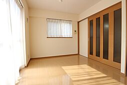 オレオール池 301号室 3階1DKのリビング/ダイニング