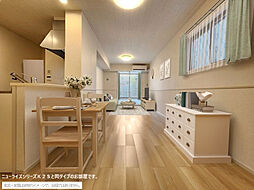 ＴＳＴ6 101号室 1階1LDKのリビング/ダイニング