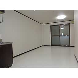 メゾンなかみちII 1階1LDKのリビング/ダイニング