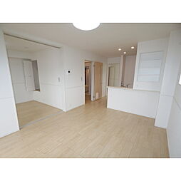 プロムナード 2階2LDKのリビング/ダイニング