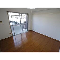 リバーサイドマンション 4階1Kのリビング/ダイニング