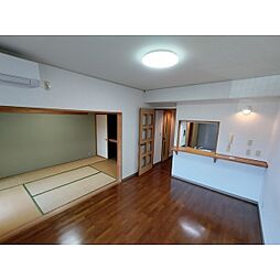 ライトコート青山 1階2LDKのリビング/ダイニング