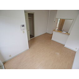 プリオール・I 1階1LDKのリビング/ダイニング