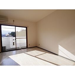 ロイヤル21 6階1Kのリビング/ダイニング