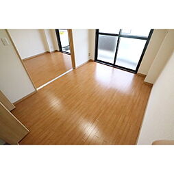 Limpiaパストラーレ 2階2DKのリビング/ダイニング