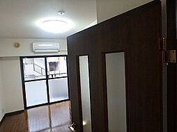 東京メトロ日比谷線 茅場町駅 徒歩8分の賃貸マンション 8階1Kのリビング/ダイニング