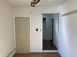 ジョイフル中野中央 2階ワンルームのリビング/ダイニング