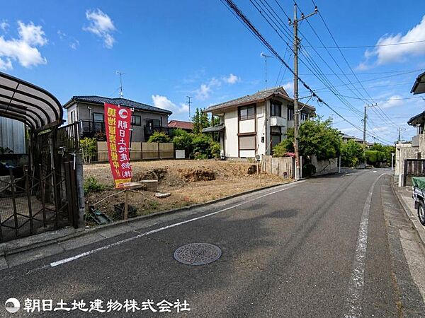 高尾インターへのアクセスも良好、都心方面、東名高速道路方面や山梨・長野方面へのカーアクセスもスムーズ