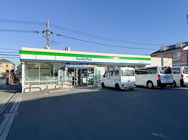 ファミリーマート 日野万願寺店迄120m