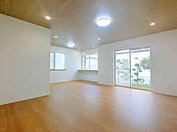 小田急線　町田駅　薬師台2丁目　戸建 4LDKのリビング/ダイニング