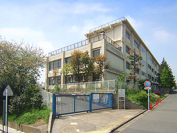 南百合丘小学校