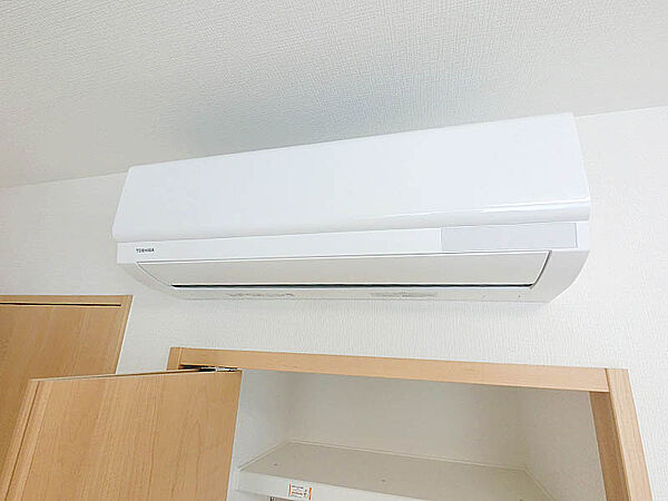 うれしいエアコン付き!!