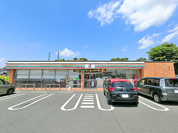 セブンイレブン町田小山町店