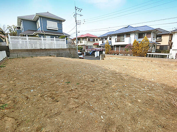 間口は15.8ｍございます