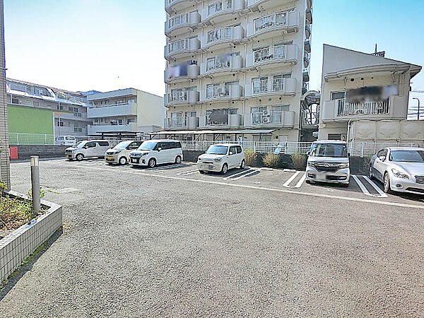 敷地内駐車場