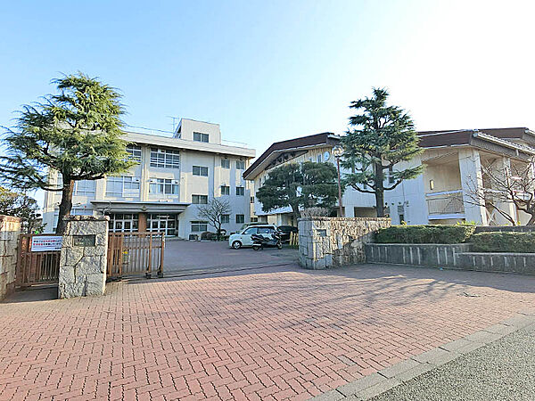 田名中学校