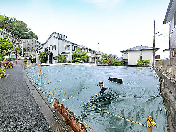 一戸建ての多いエリア、静かで落ち着いた雰囲気