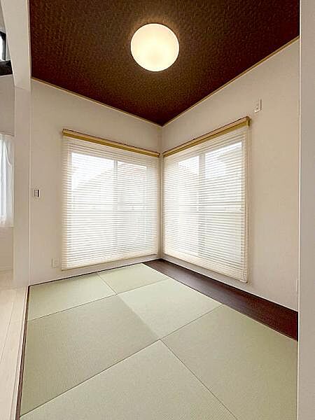 柔らかい畳の上なら、お子様が転んでも怪我をしにくく安心です