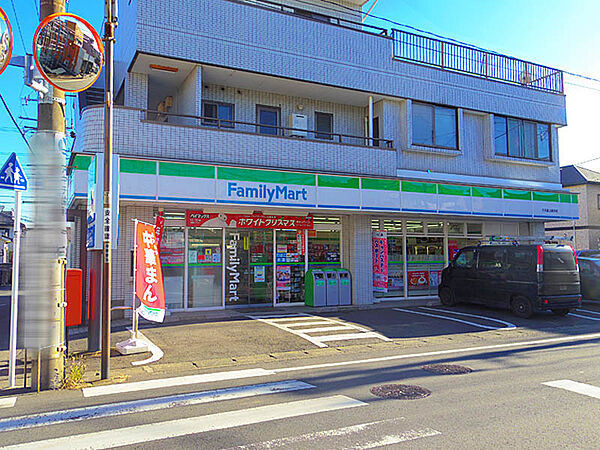 ファミリーマート三河屋上鶴間店