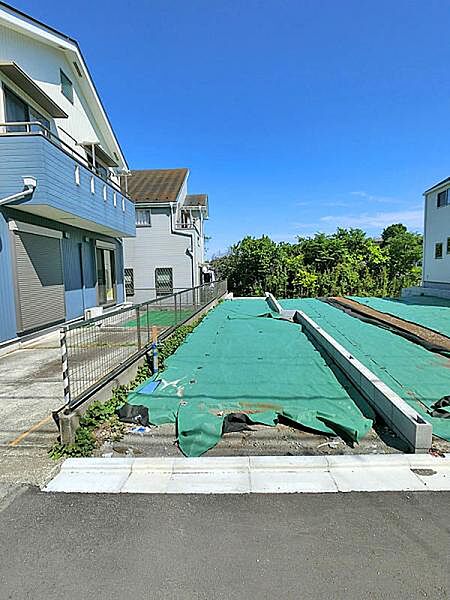 販売現地