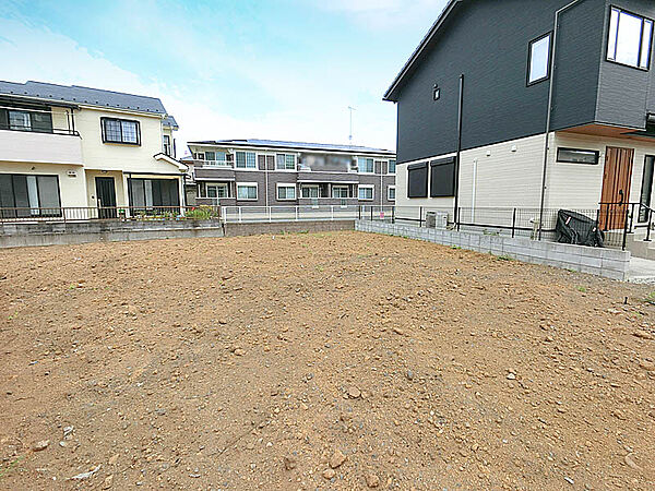 平坦地で敷地全体を有効活用することができます