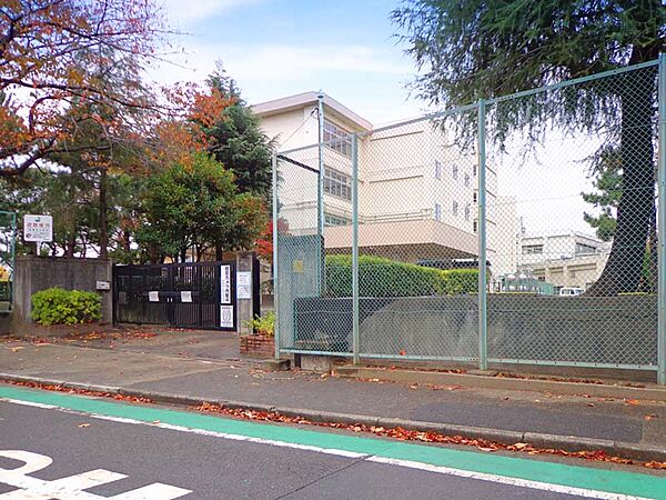 成瀬台小学校