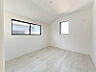 洋室：部屋数があるからこそプライベートな時間を過ごせます