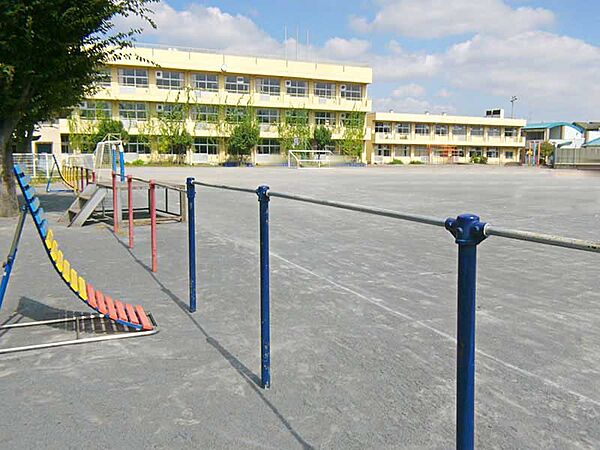 木曽境川小学校